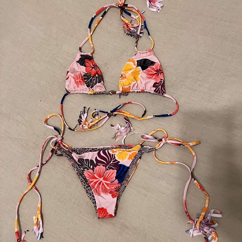 Acacia Retro Paradise Set Medium